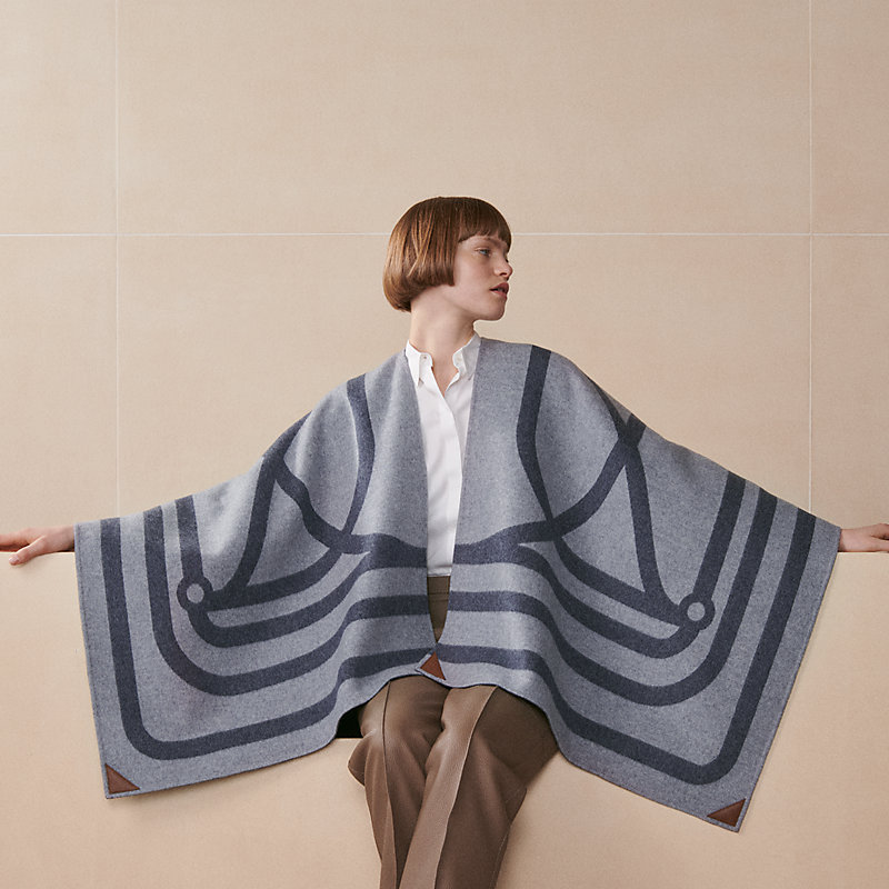 Voltige双面斗篷| Hermès - 爱马仕官网 Voltige双面斗篷| Hermès - 爱马仕官网